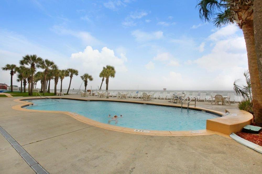 Hotel Beachcomber Beachfront Hotel, A By The Sea 3*
