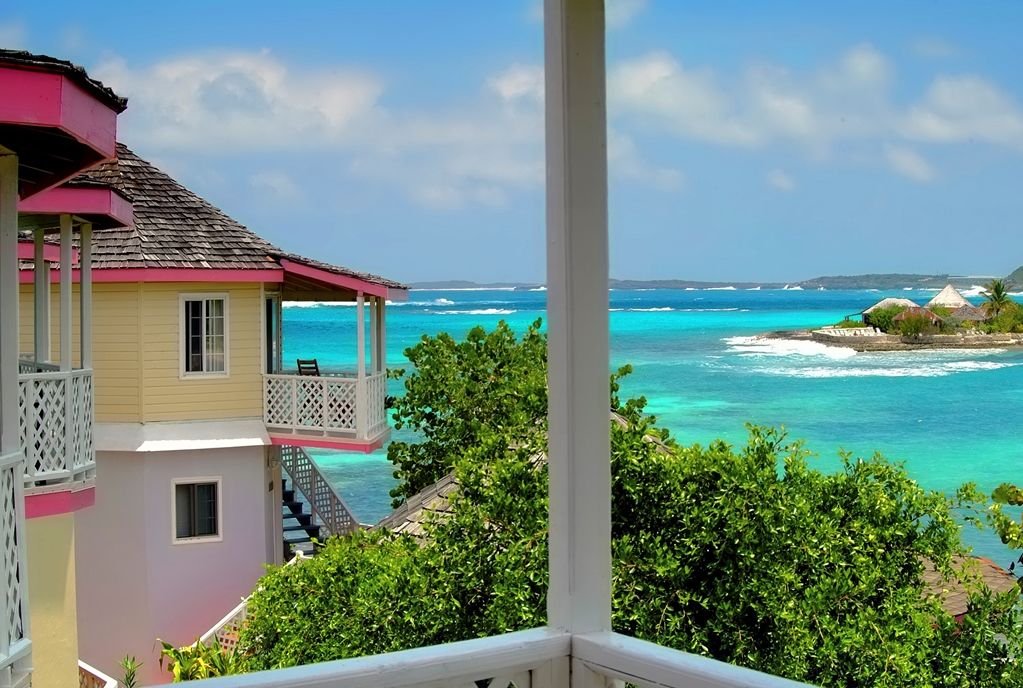 Beachcomber Beachfront Hotel, A By The Sea 3*